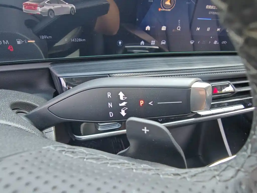 Buick LaCrosse — миниатюра 15