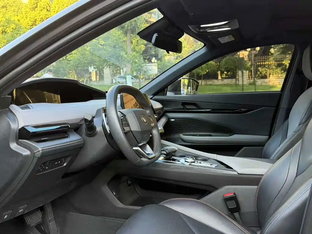 Changan UNI-V — миниатюра 6