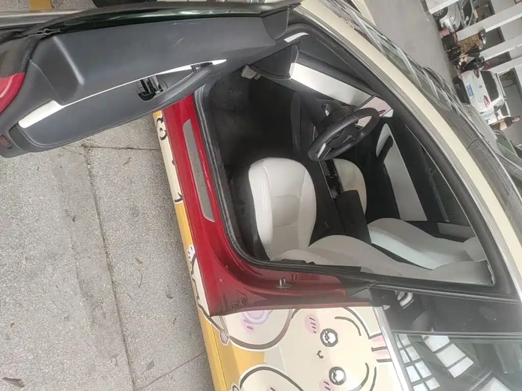 Tesla Model 3 — миниатюра 16