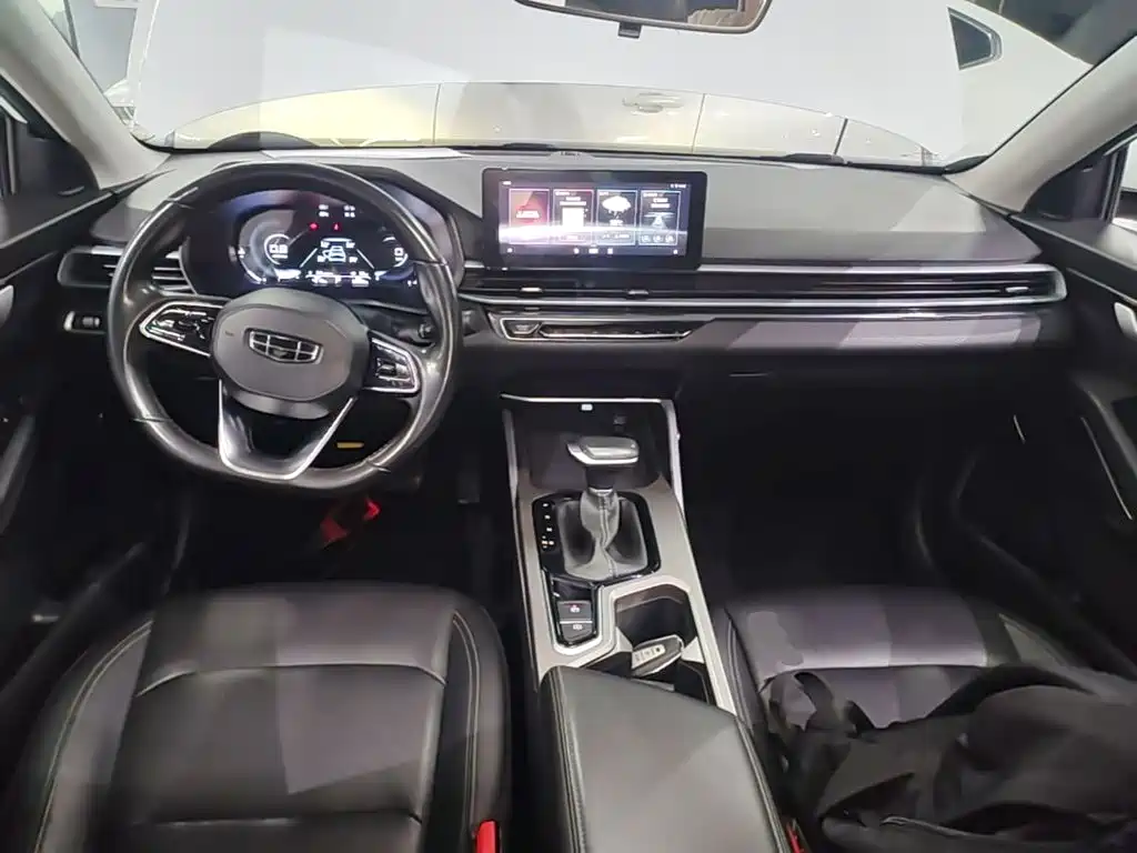 Geely Emgrand — миниатюра 10