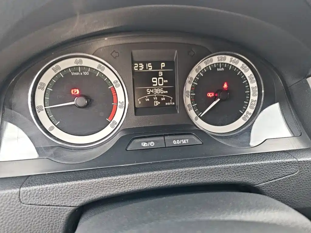 Skoda Rapid — миниатюра 12
