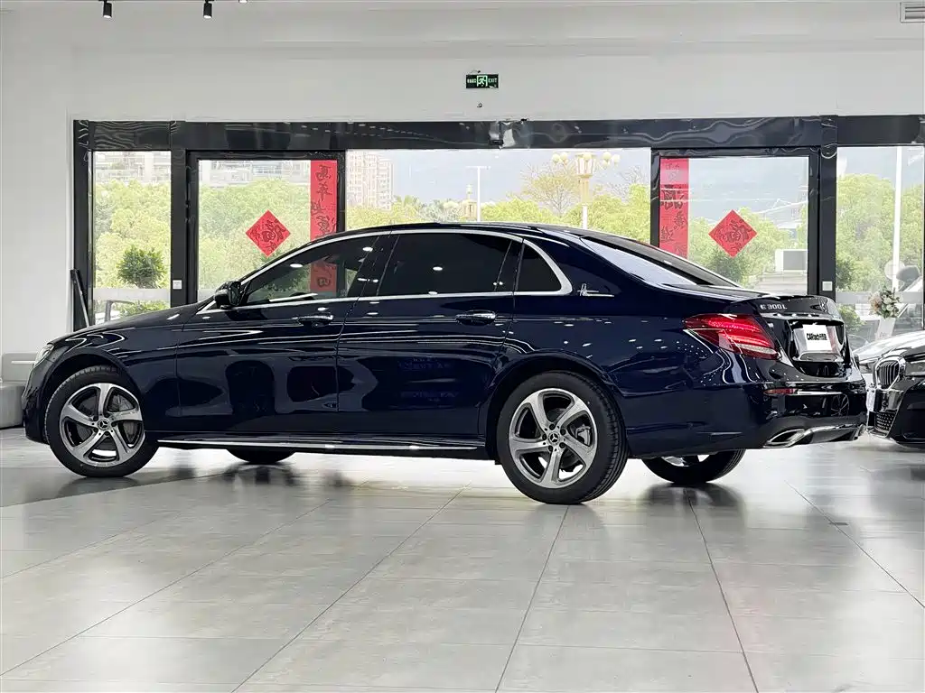 Mercedes-Benz E-Class E 2017 E 300 L Sport Luxury