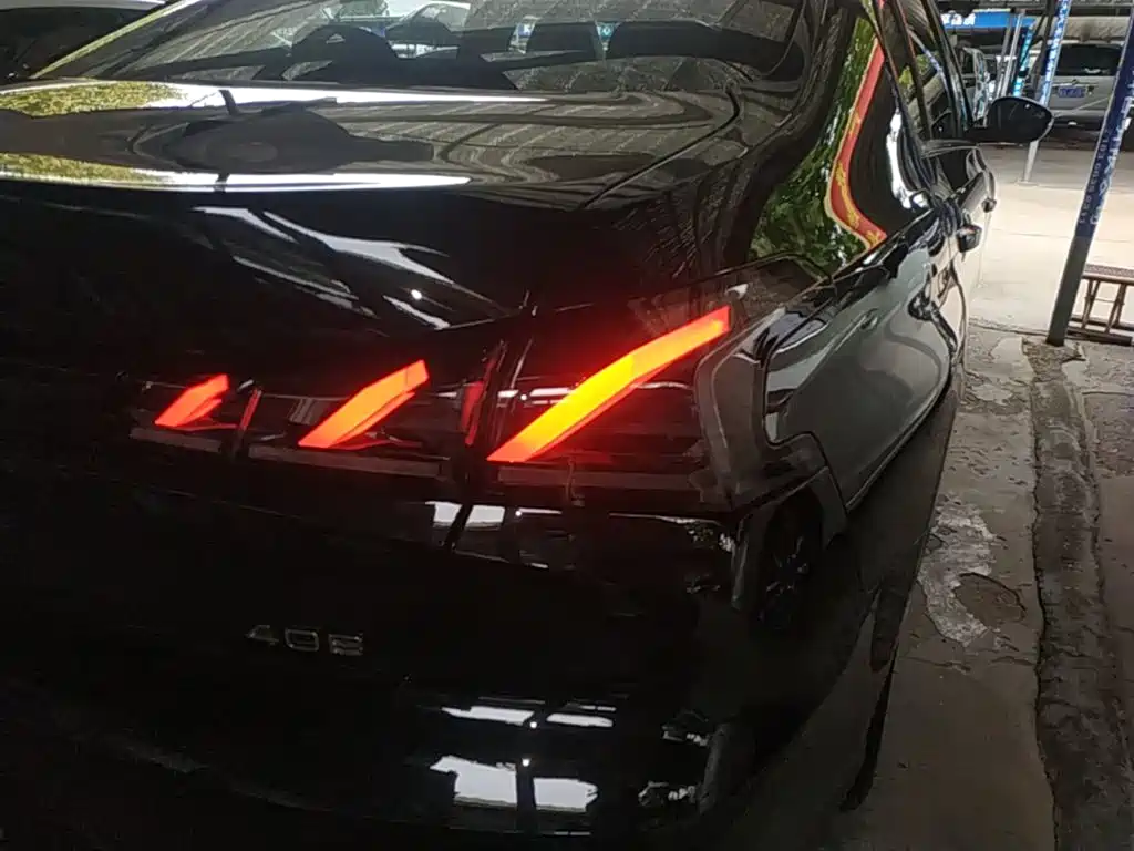 Peugeot 408 — миниатюра 8