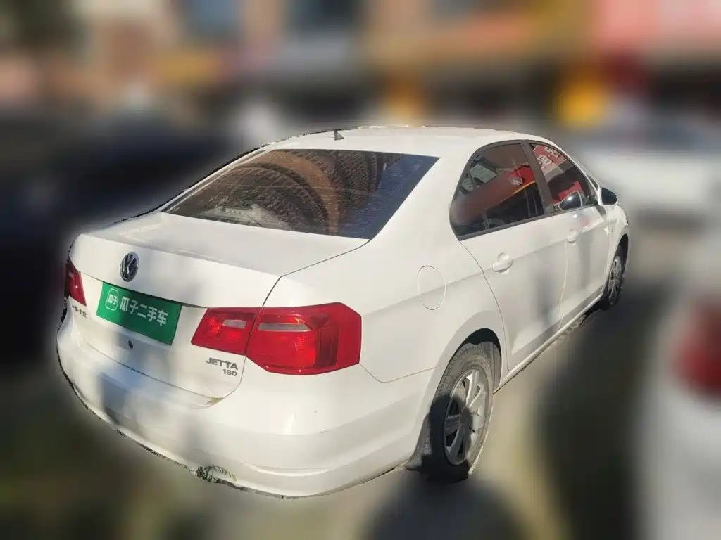 Volkswagen Jetta — миниатюра 8