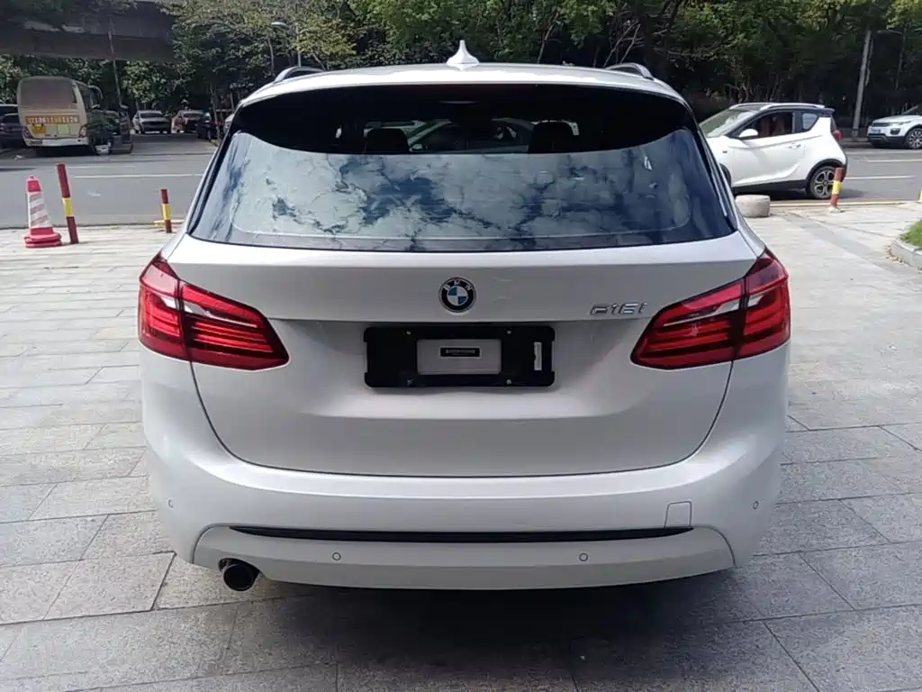 BMW 2 Series Active Tourer (Import) — миниатюра 6