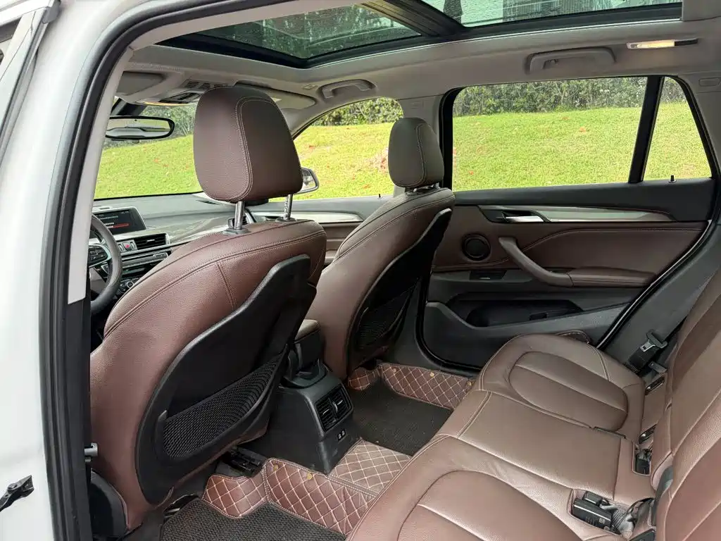 BMW X1 — миниатюра 11