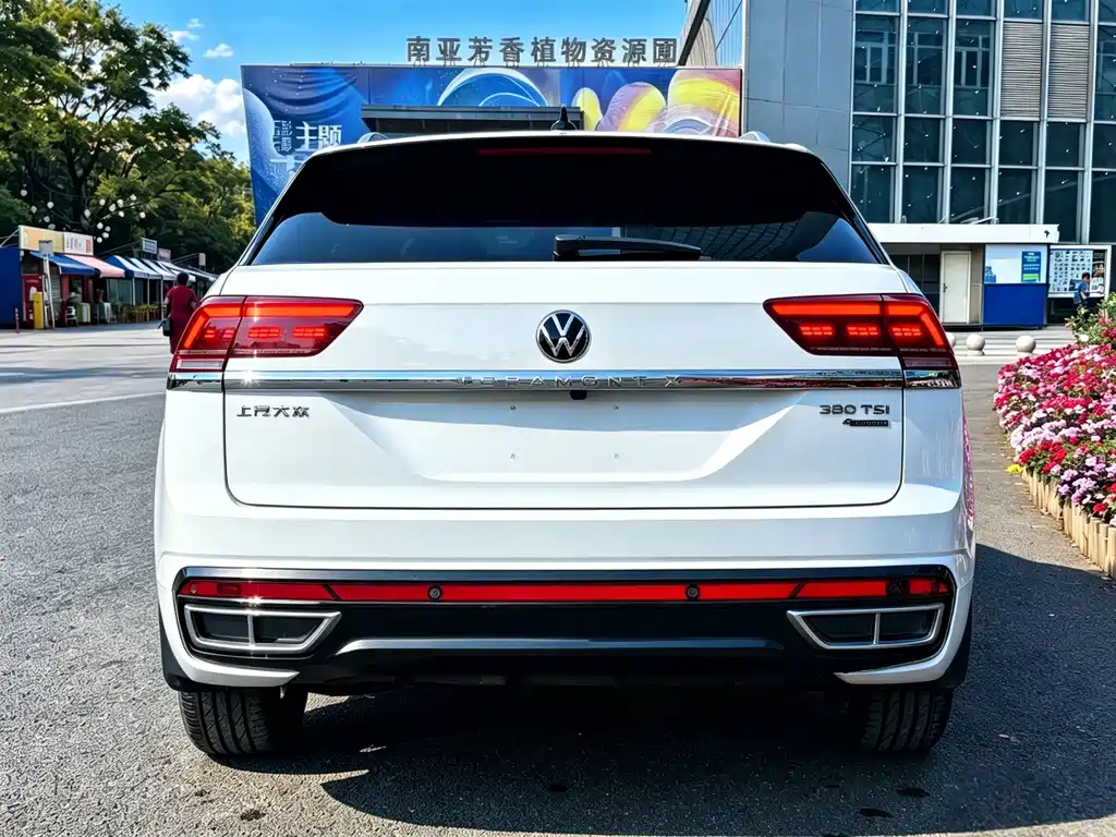Volkswagen Teramont — миниатюра 4