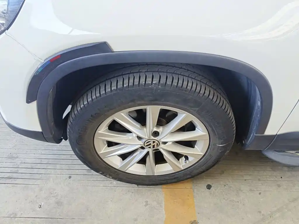Volkswagen Tiguan — миниатюра 23