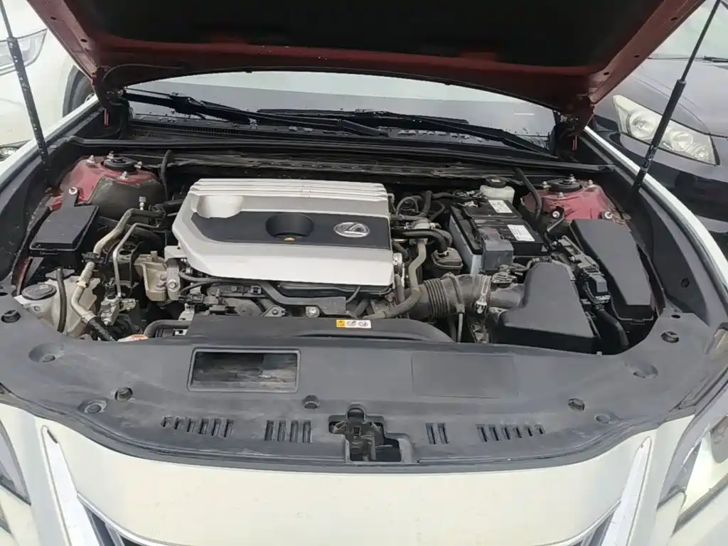 Lexus ES — миниатюра 20