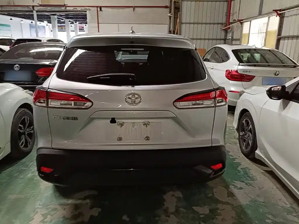Toyota Frontlander — миниатюра 6
