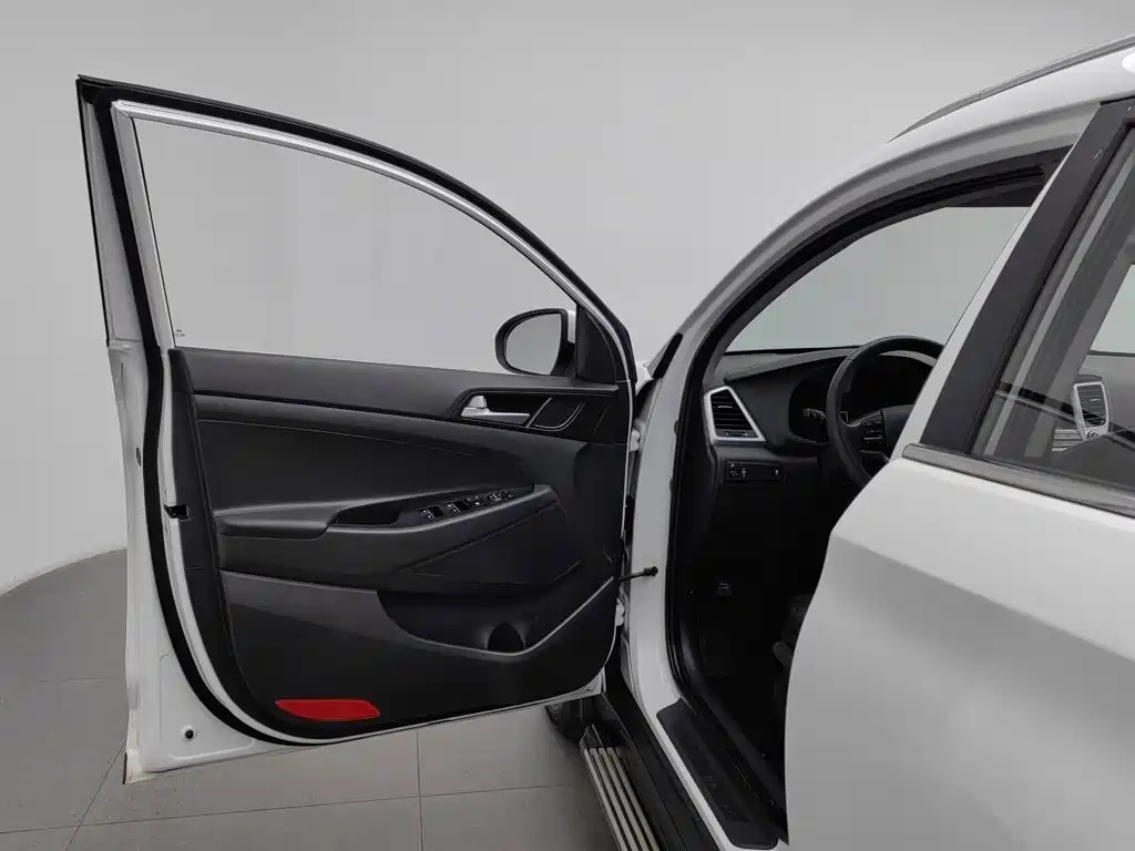 Hyundai Tucson — миниатюра 8