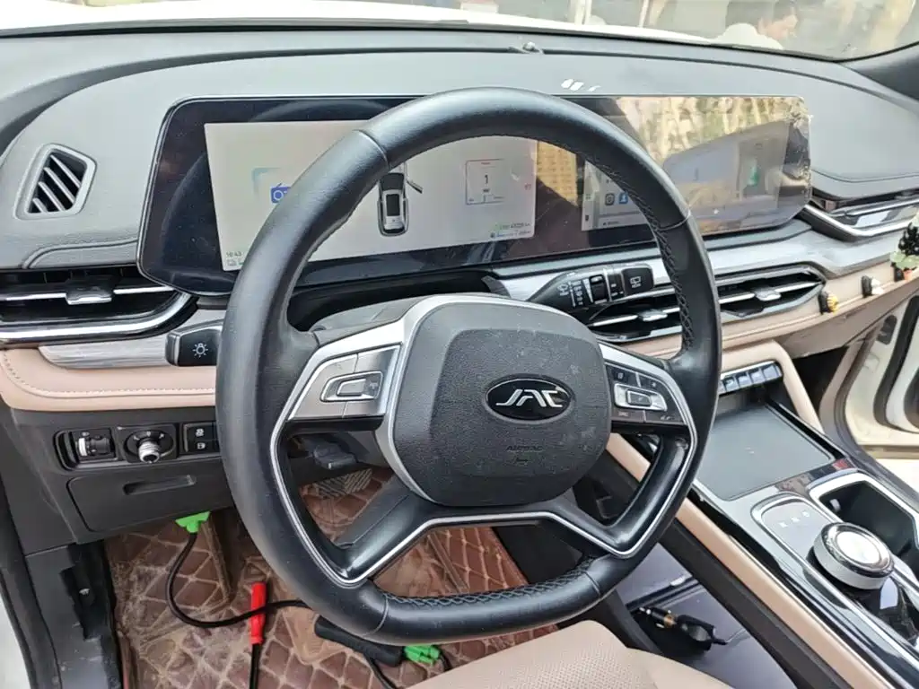 JAC JAC QX PHEV — миниатюра 11