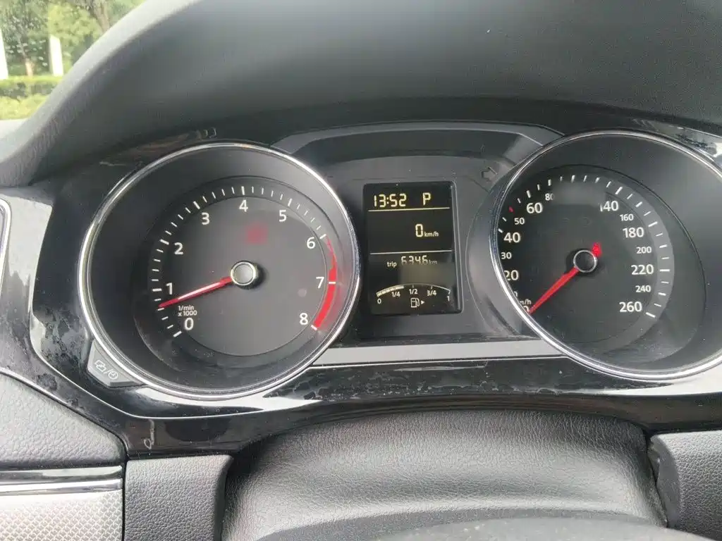 Volkswagen Sagitar — миниатюра 4