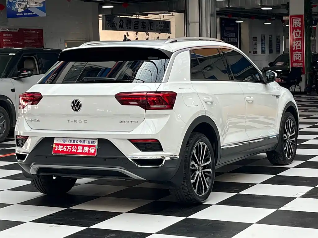 Volkswagen T-Roc — миниатюра 6