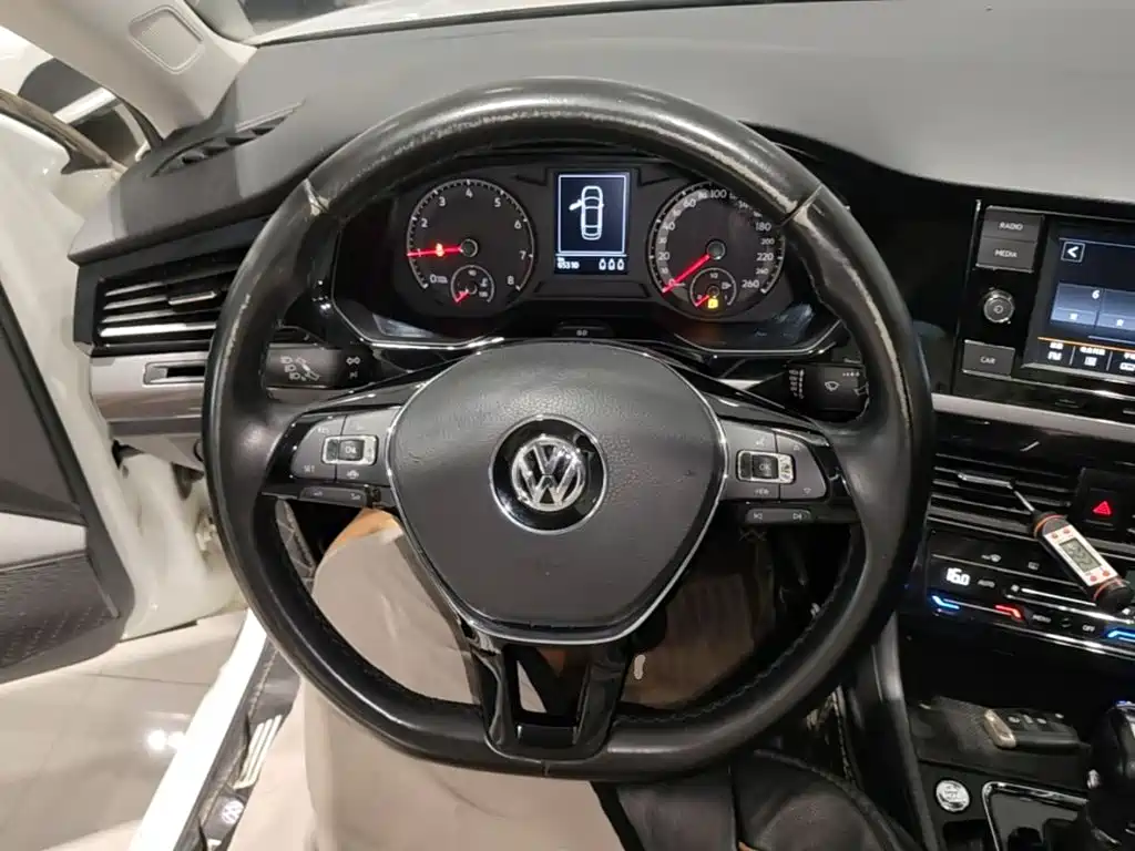 Volkswagen Bora — миниатюра 11