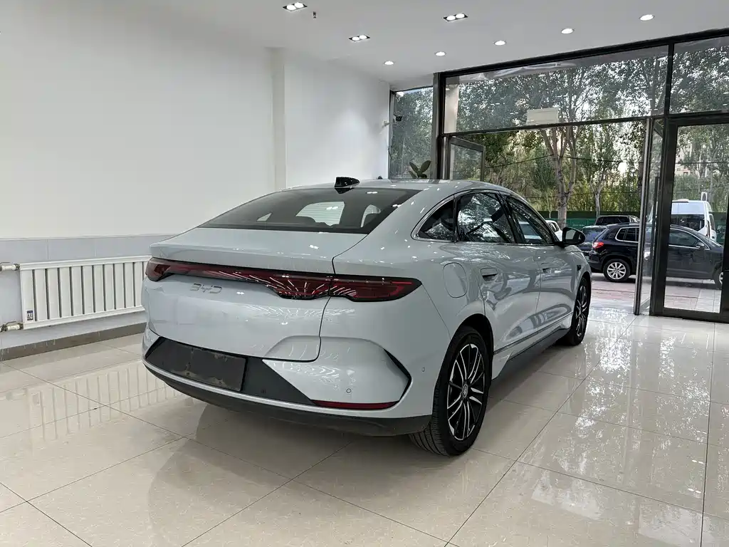 BYD Qin L — миниатюра 23