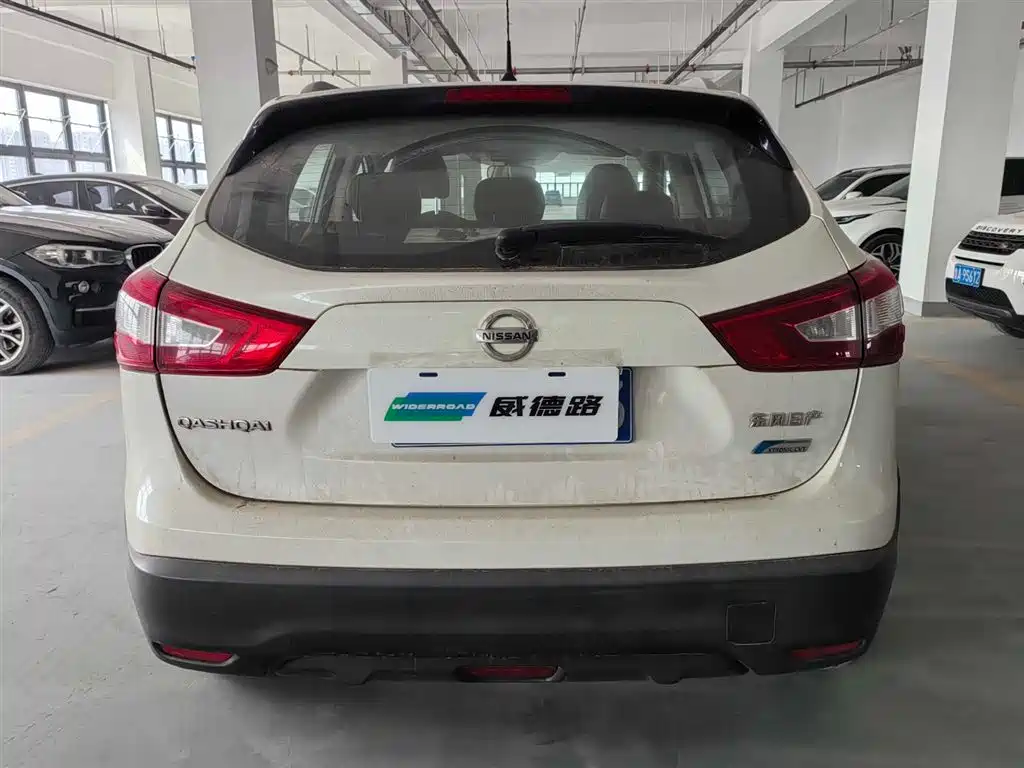 NISSAN QASHQAI
