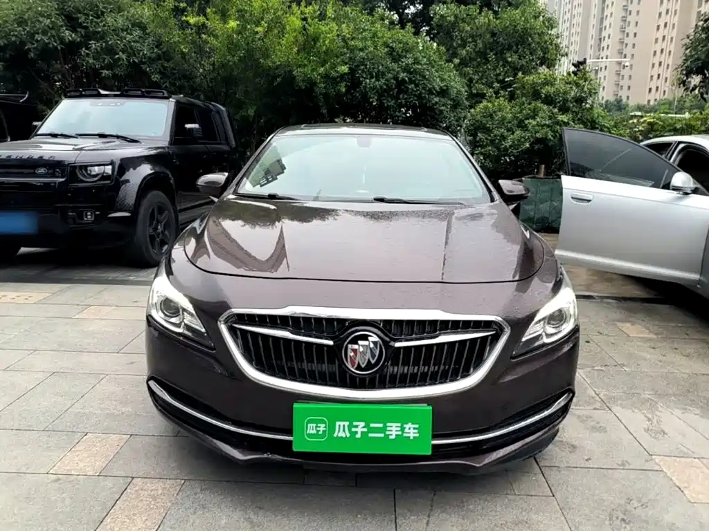Buick LaCrosse — миниатюра 3