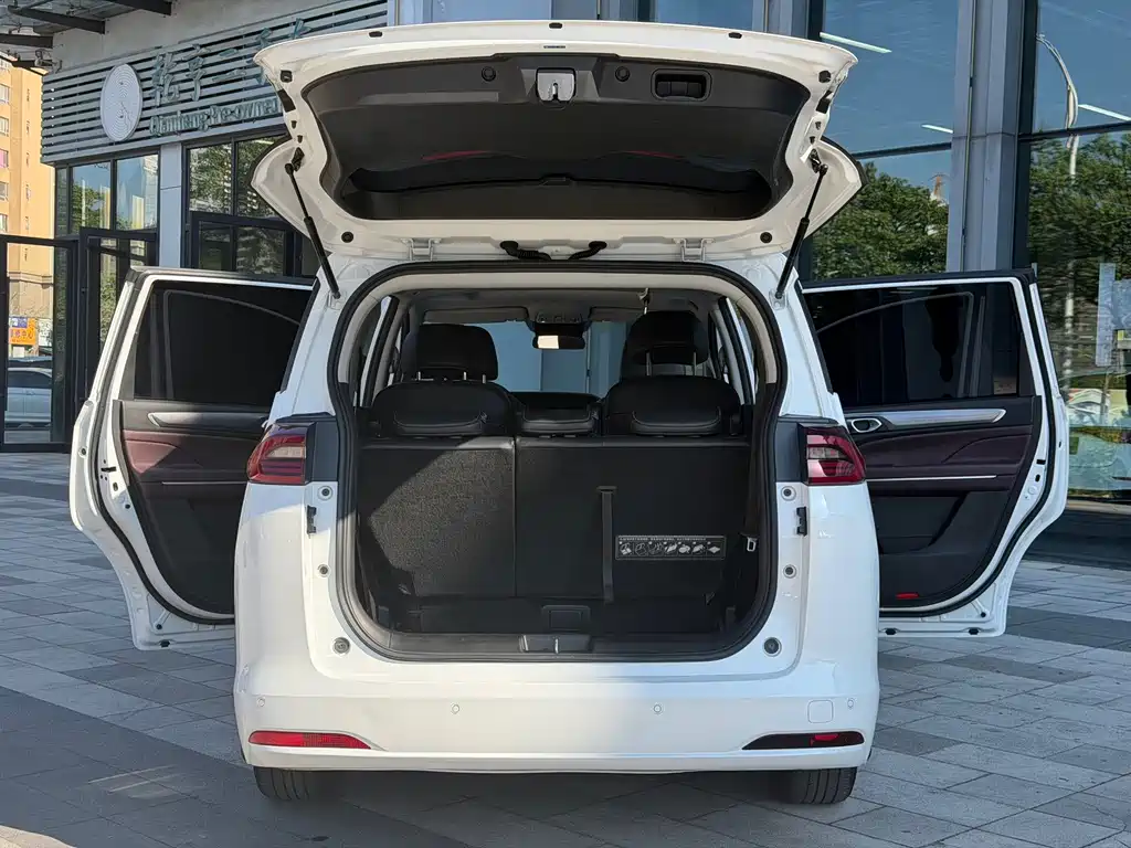 GAC Motor Trumpchi M6 — миниатюра 20