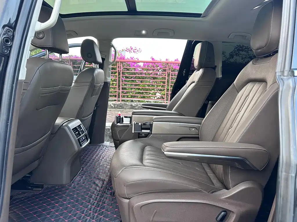Volkswagen Viloran — миниатюра 8
