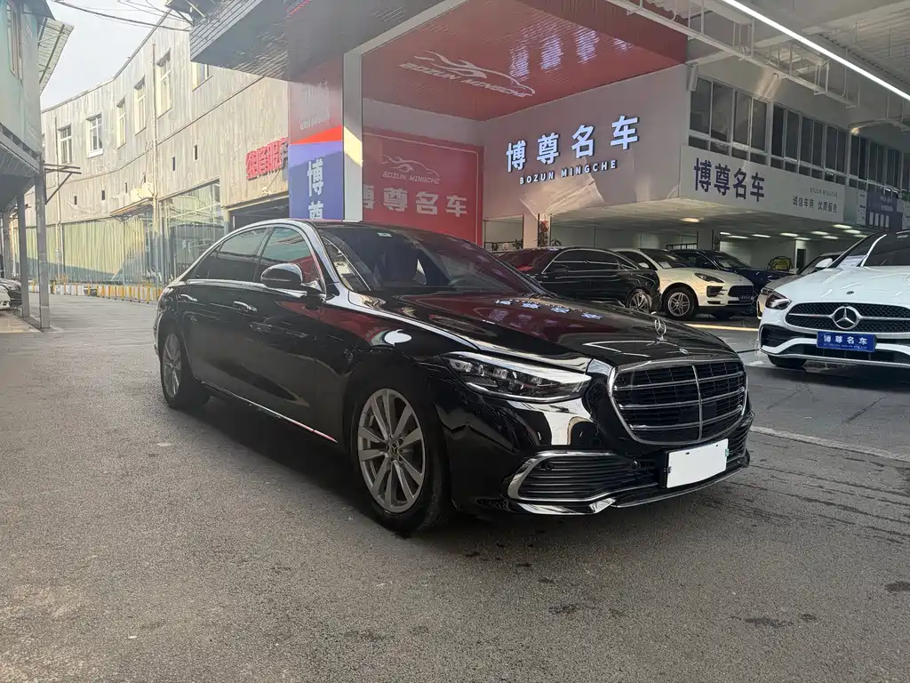 Mercedes-Benz S-Class — миниатюра 3