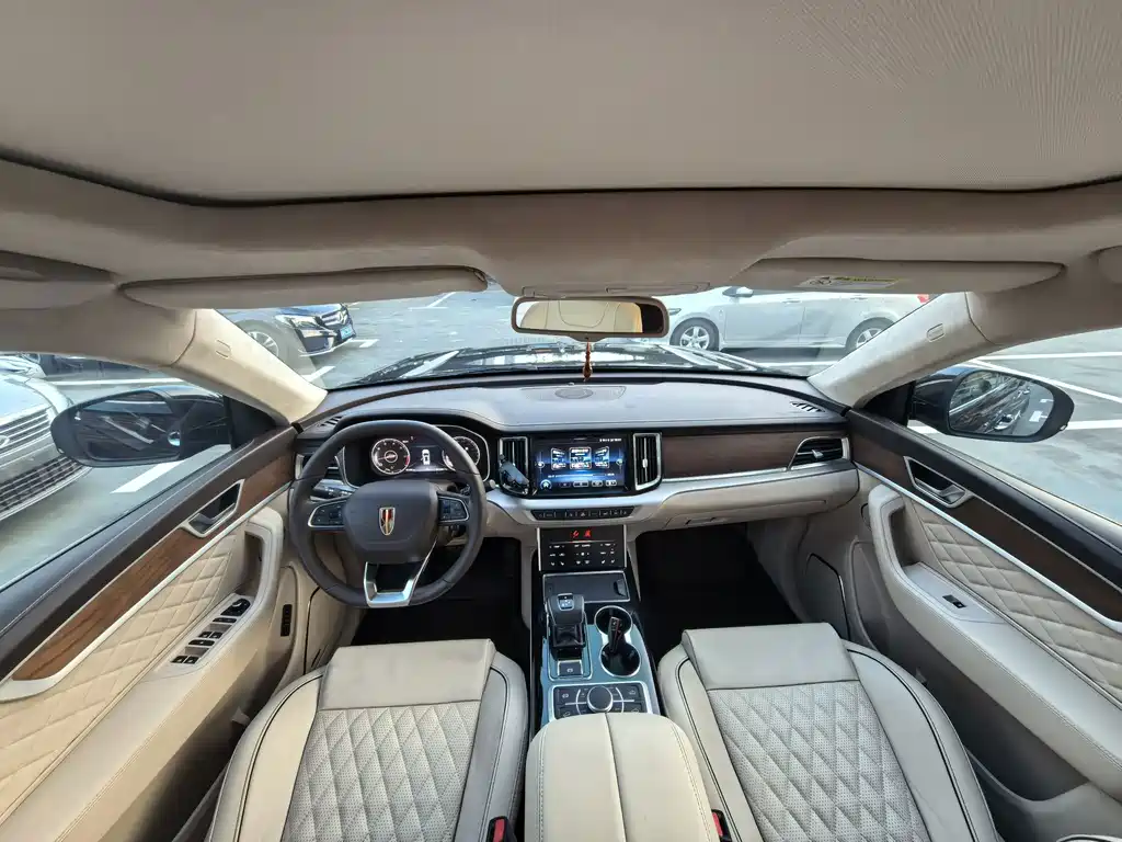 Hongqi Hongqi HS7 — миниатюра 7