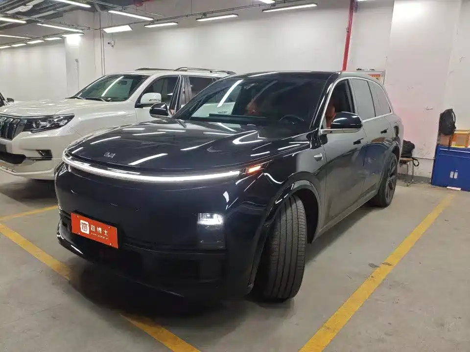Li Auto Li L8 2024