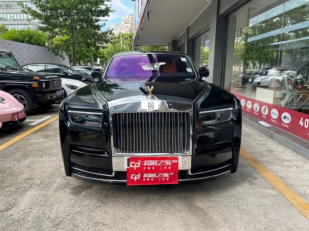 Купить Rolls-Royce Phantom