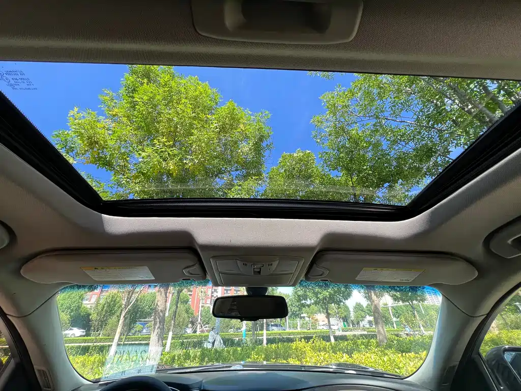 Infiniti FX — миниатюра 16