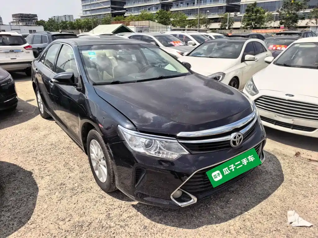 Toyota Camry — миниатюра 4