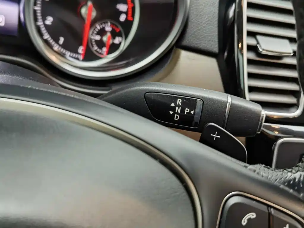 Mercedes-Benz GLE (Import) — миниатюра 13