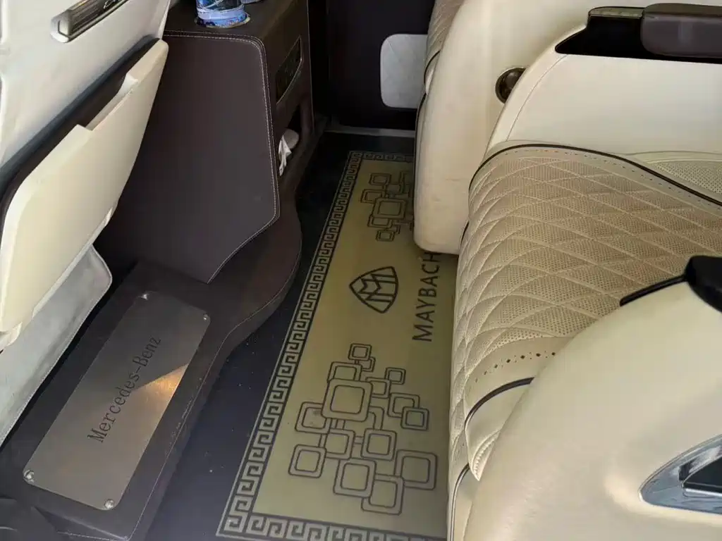 Mercedes-Benz Vito 2020 2.0T 7 мест