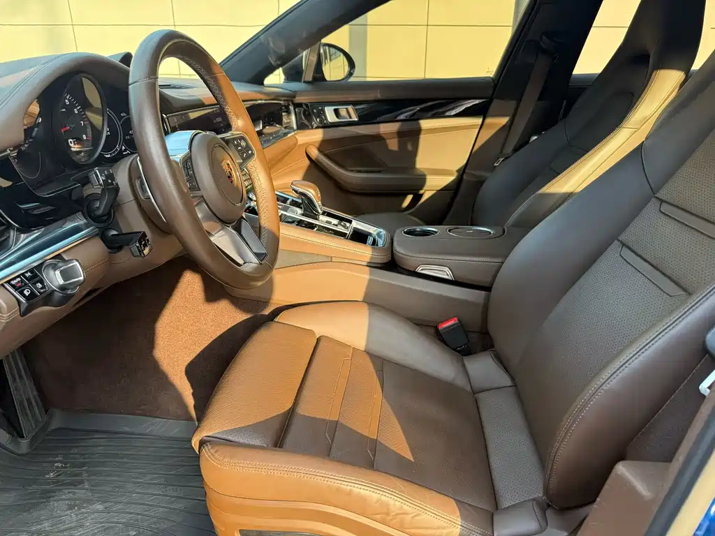Porsche Panamera 2017 Panamera 4 Sport Turismo 3.0T