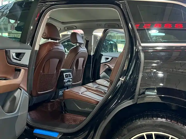 Audi Q7 2019 55 TFSI