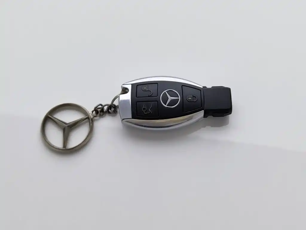Mercedes-Benz GLE (Import) — миниатюра 19