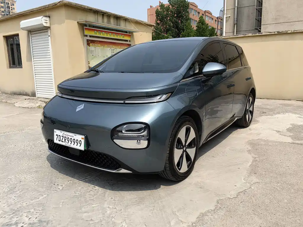 Baojun Yunduo 2024
