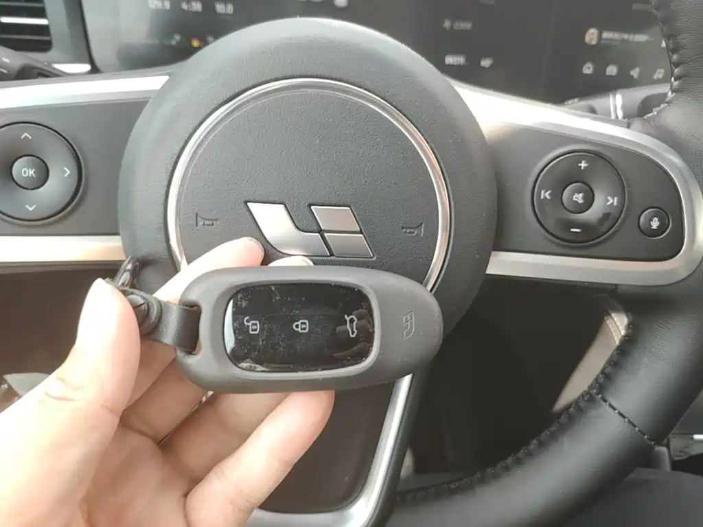 Li Auto Li ONE — миниатюра 9