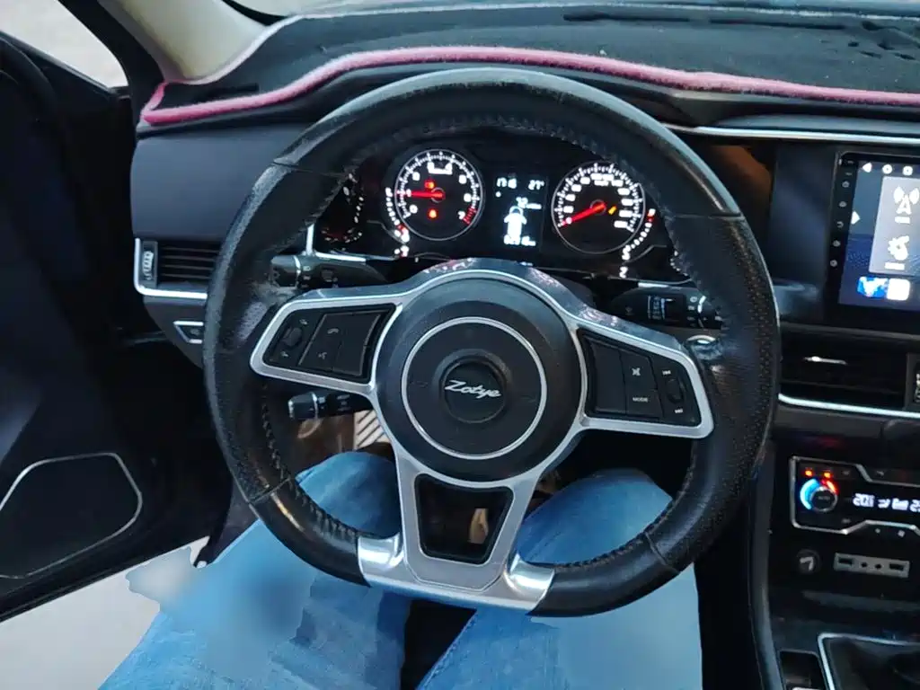 Zotye T600 Coupe — миниатюра 11