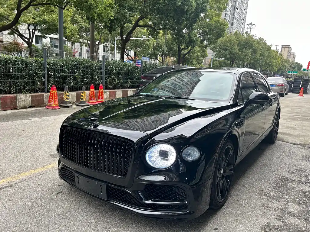 Bentley Flying Spur — миниатюра 8