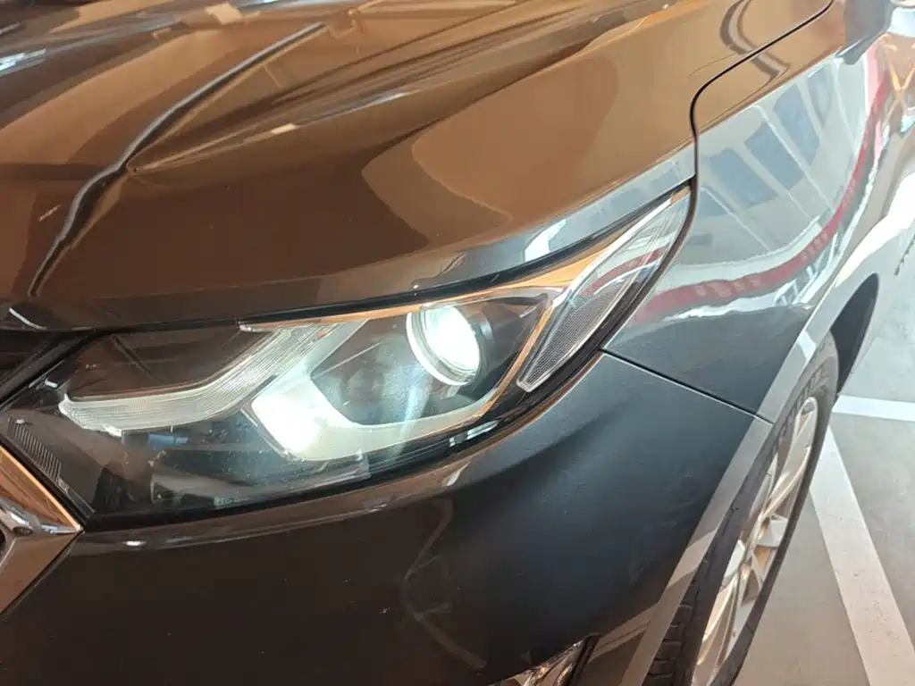 Chevrolet Equinox — миниатюра 24