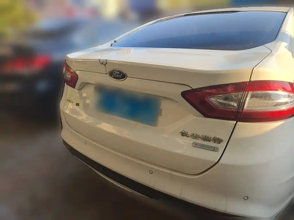 Ford Mondeo — миниатюра 3