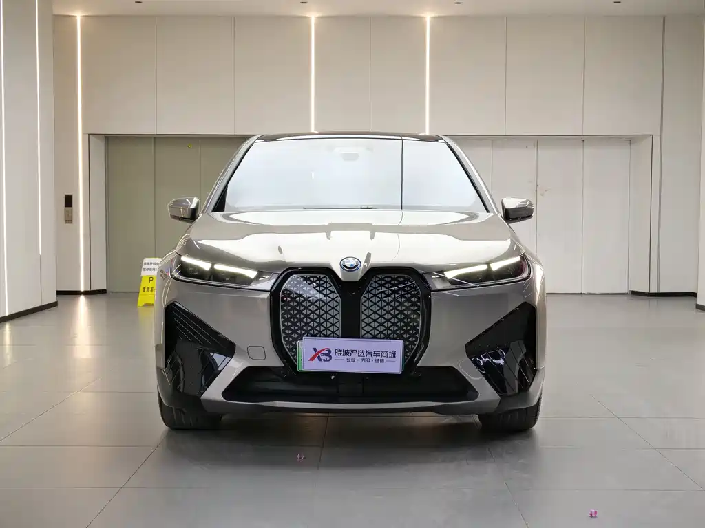 BMW iX 2022 xDrive40