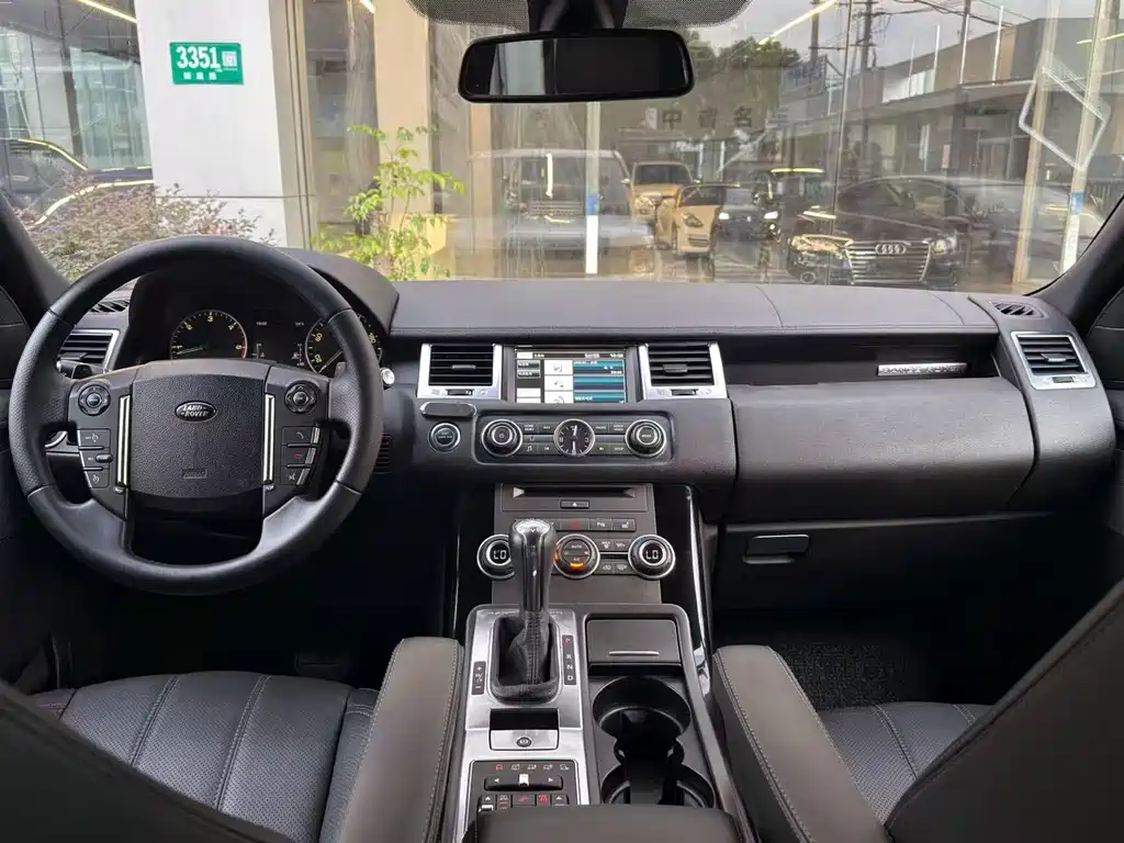 Land Rover Range Rover Sport 2013 3.0 TDV6