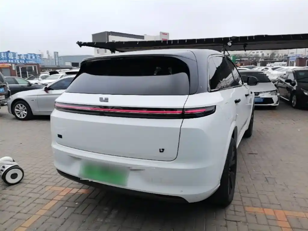 Li Auto L7 2023 Pro