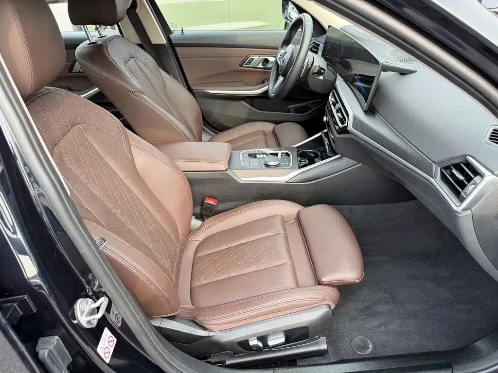 BMW 3 Series — миниатюра 13