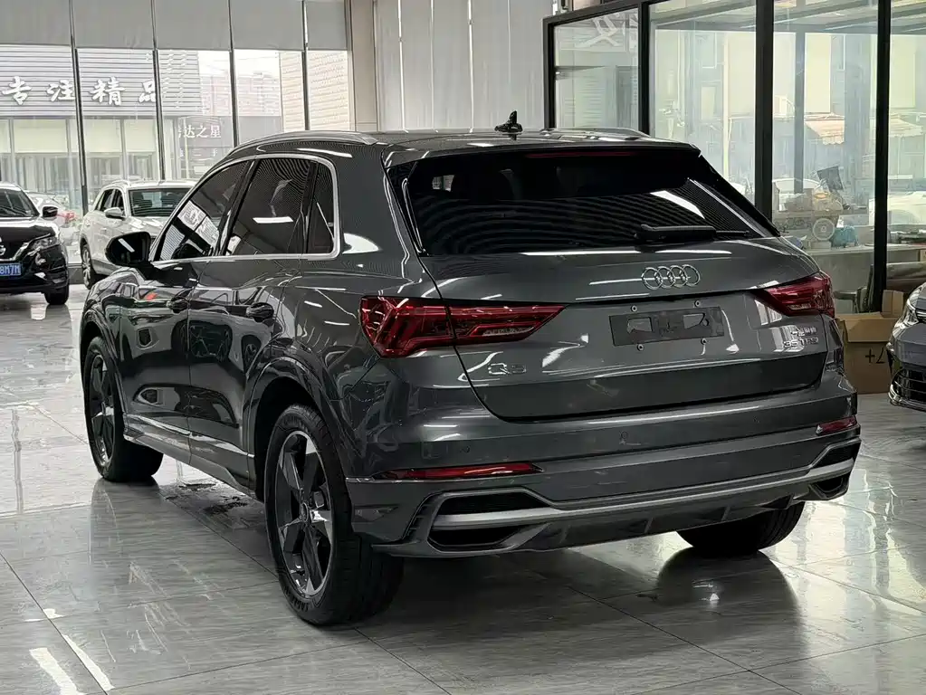 Audi Q3 2022 35 TFSI Fashion