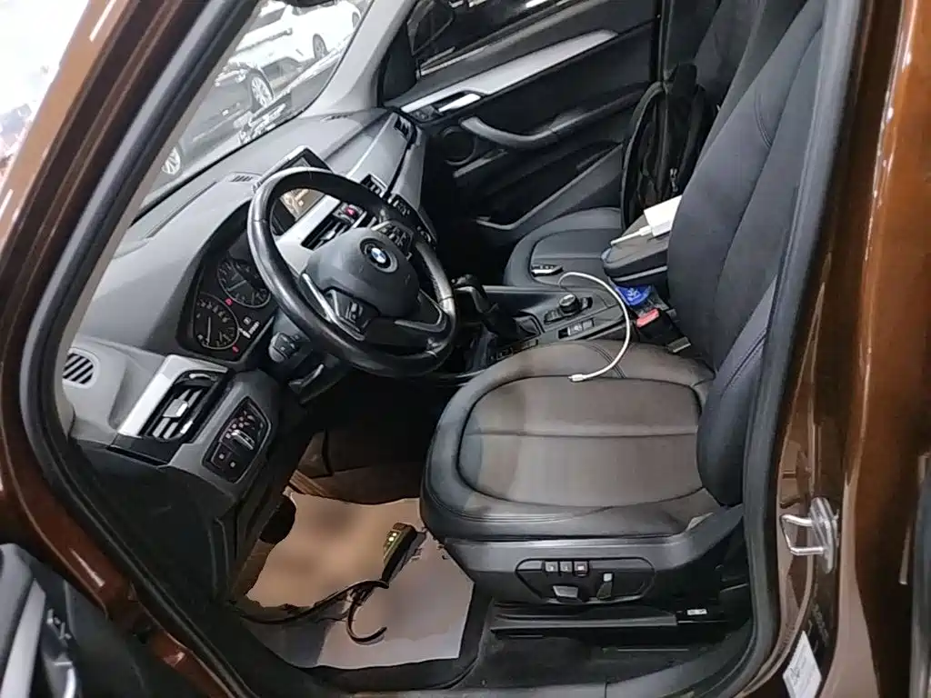 BMW X1 — миниатюра 15