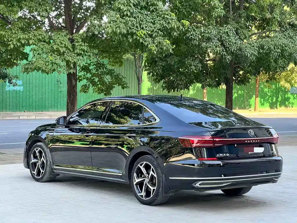 Volkswagen Passat — миниатюра 7
