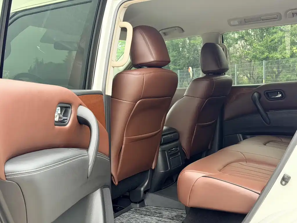 Nissan Patrol — миниатюра 2