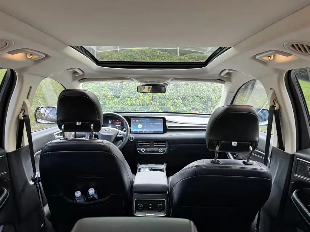 Ford Edge — миниатюра 18